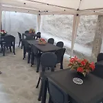 酒店 勒特瑞斯塔泽奥尼酒店 2*