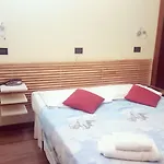 酒店 勒特瑞斯塔泽奥尼酒店 2*