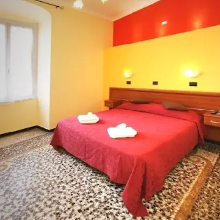 Le Tre Stazioni Hotel Génova