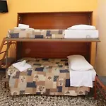 Le Tre Stazioni 2* Genua