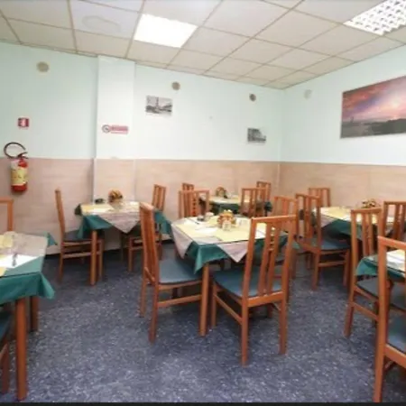 Hotel Le Tre Stazioni Genova