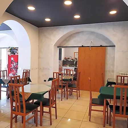 Ξενοδοχείο Le Tre Stazioni 2*
